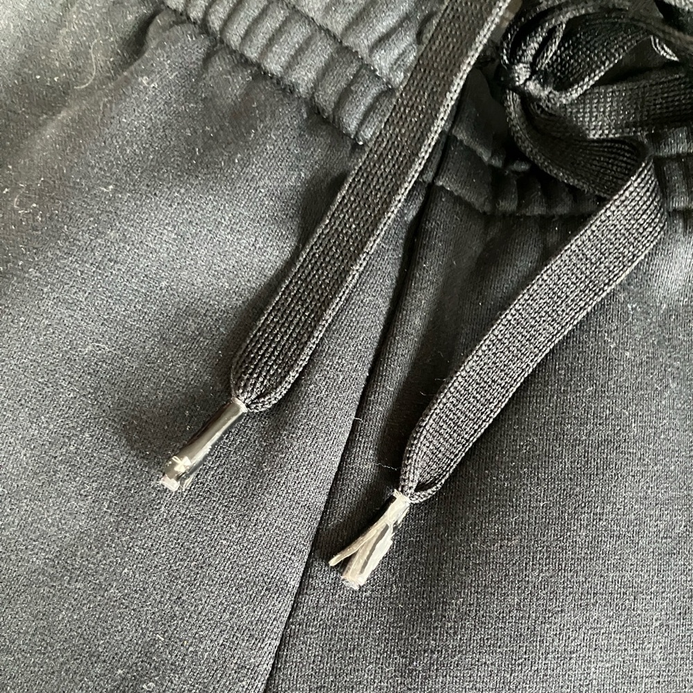 Under Armour Sweatpants - Picture 8 of 9